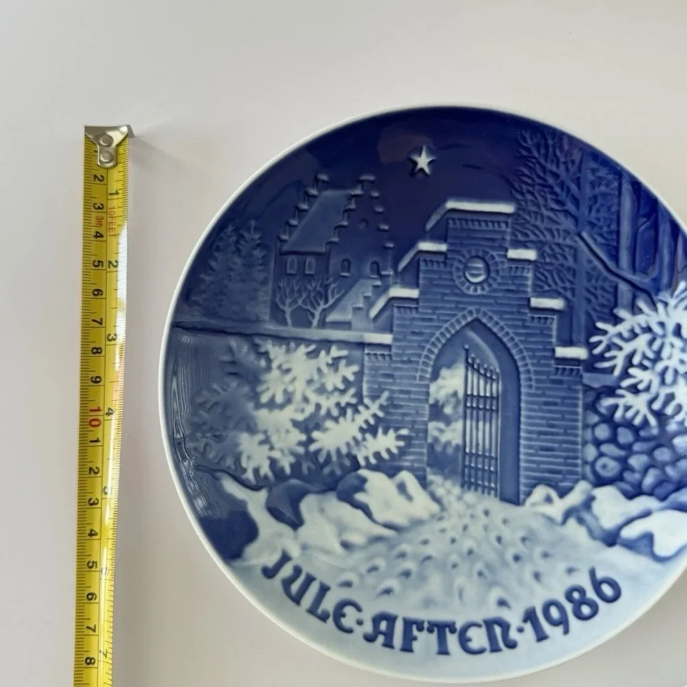 Signed B&G Christmas Plates 1985 & 1986 Edvard Jensen Denmark Porcelain